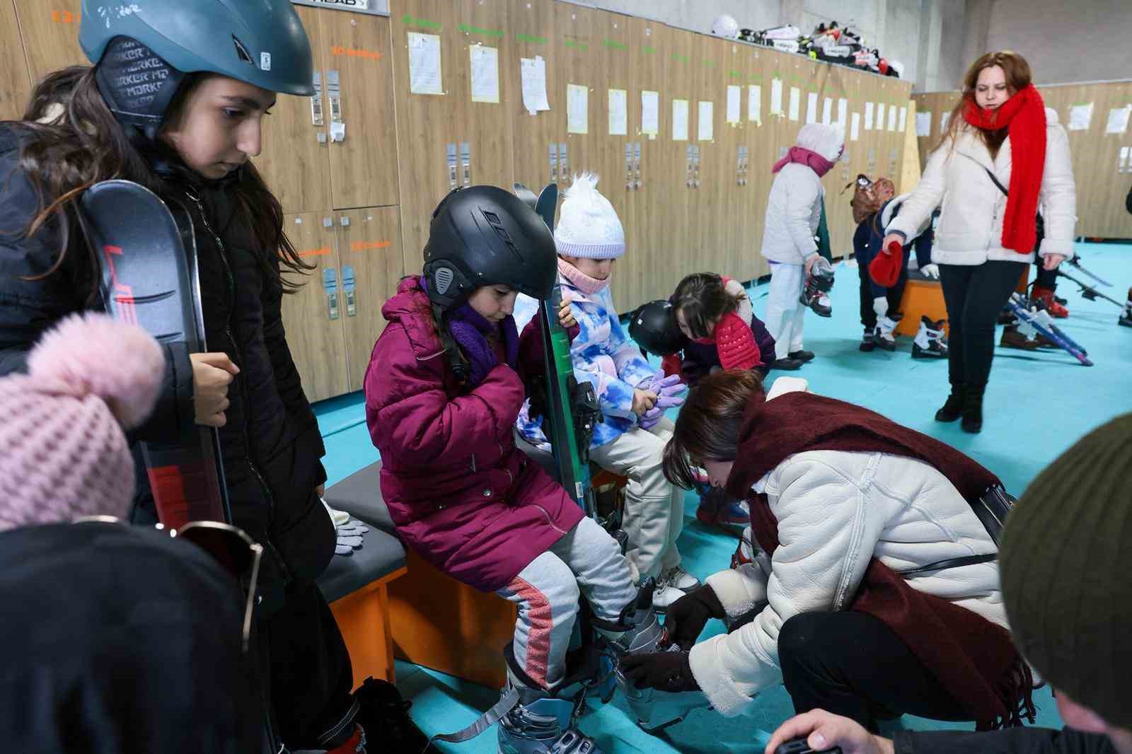 "Kayak Bilmeyen Kalmasın" projesi devam ediyor
