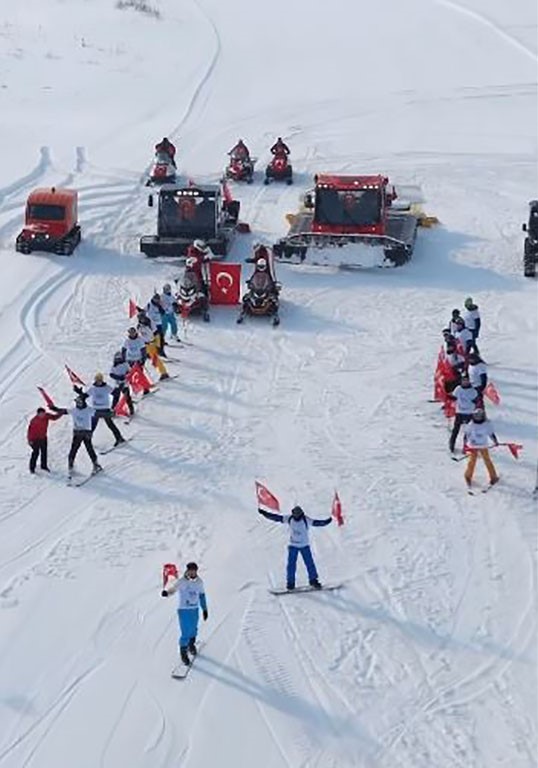 Kayak sezonu açıldı, Vali kayak severleri davet etti

