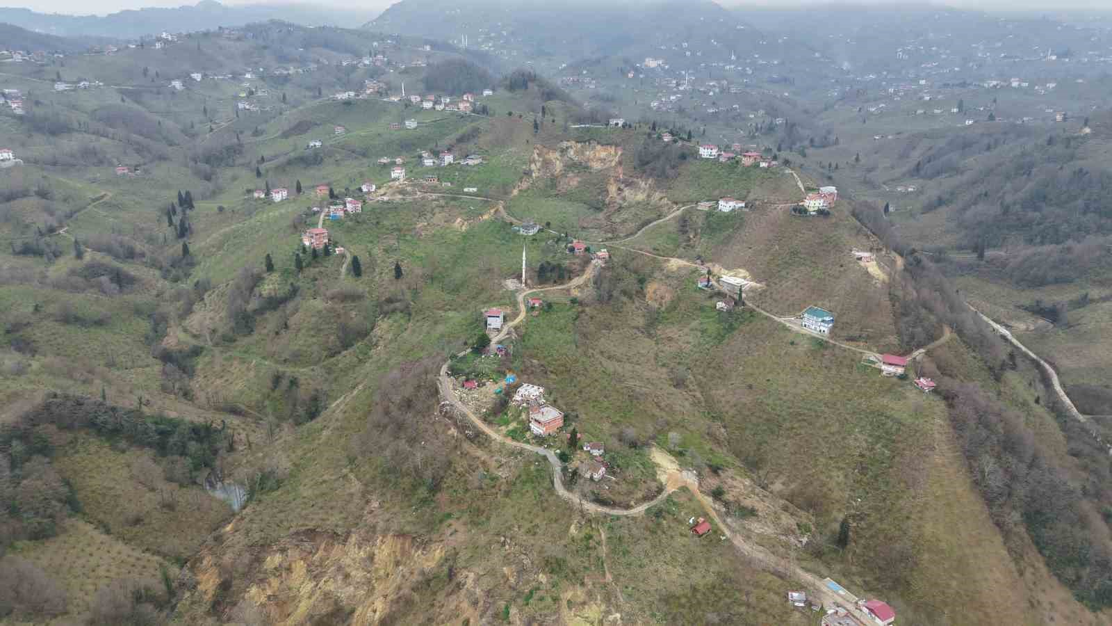 Kayan mahalleye konteyner desteği
