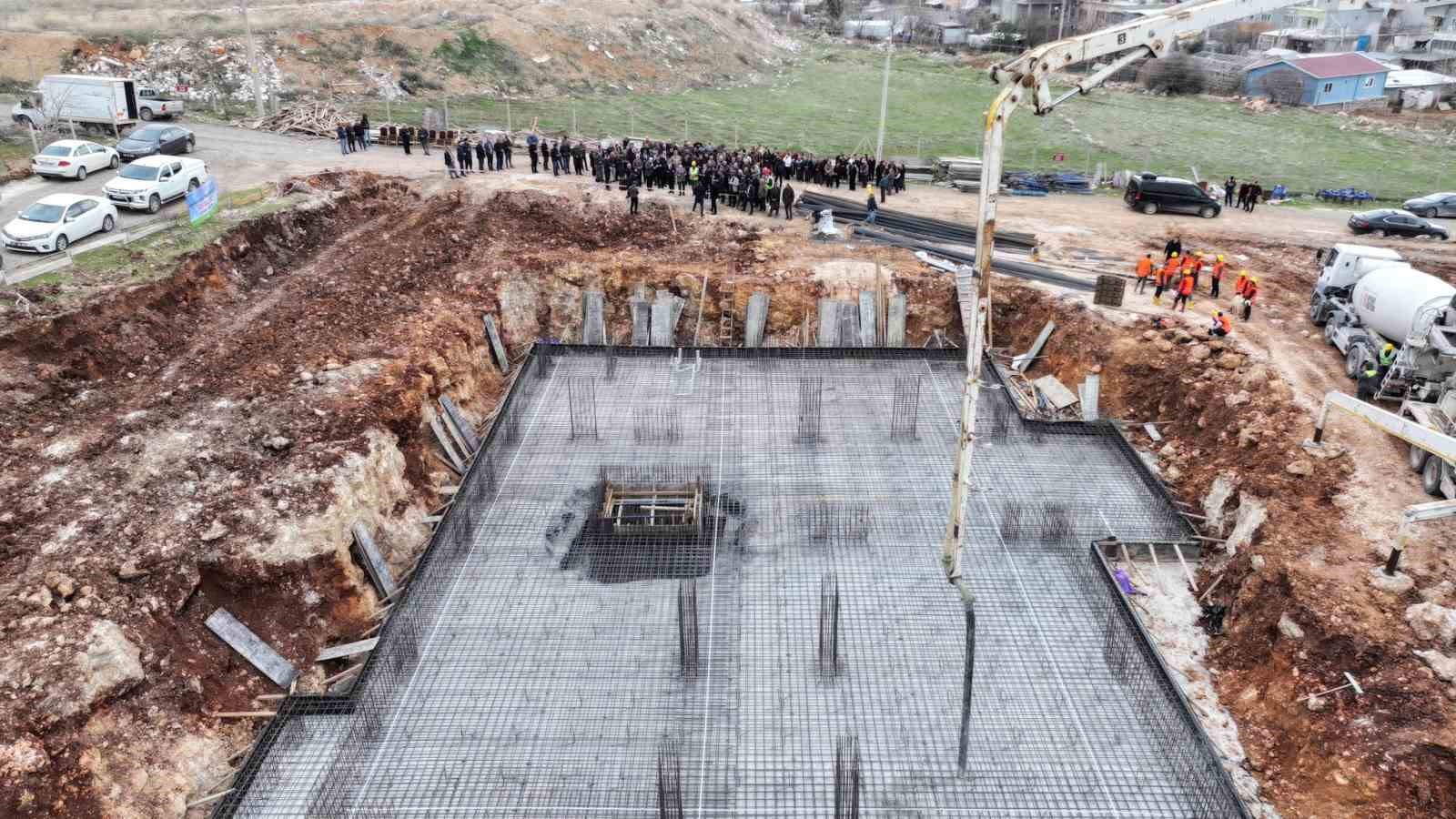 Kayaönü Mahallesi’nde 12 derslikli ilk ve ortaokulun temeli atıldı
