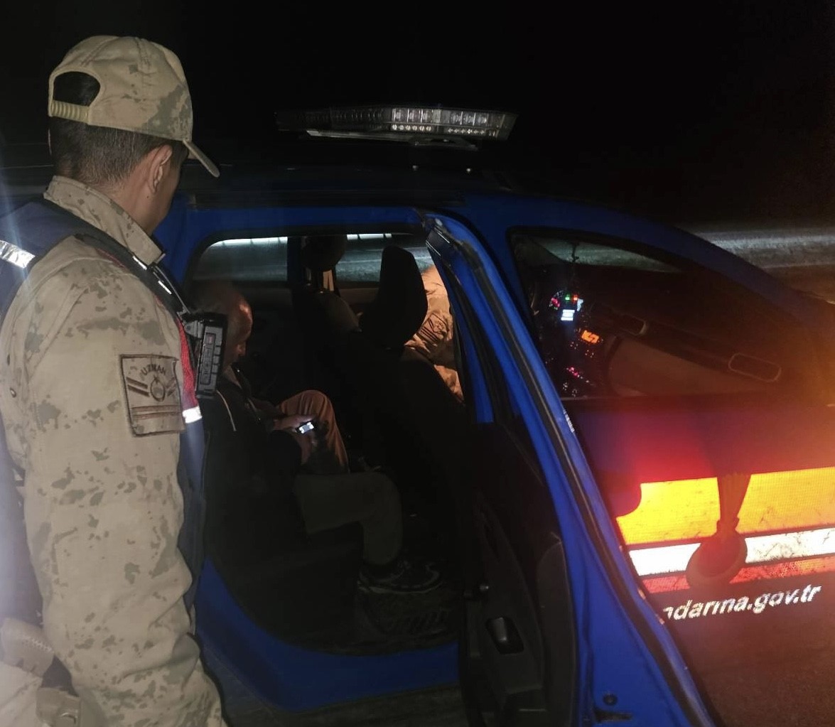 Kaybolan şahıs jandarma tarafından bulundu
