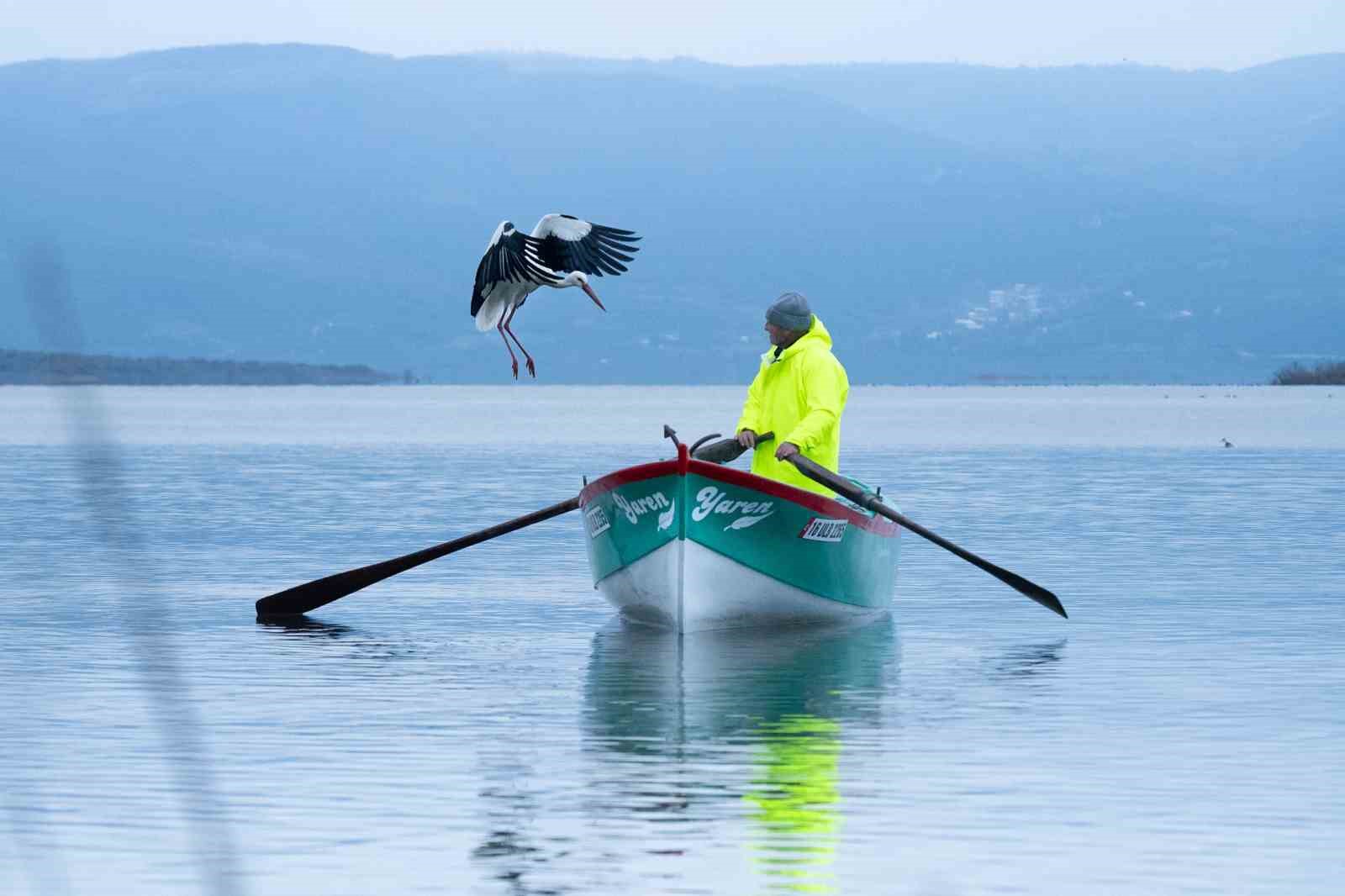 Kayığa konunca gerçek ortaya çıktı
