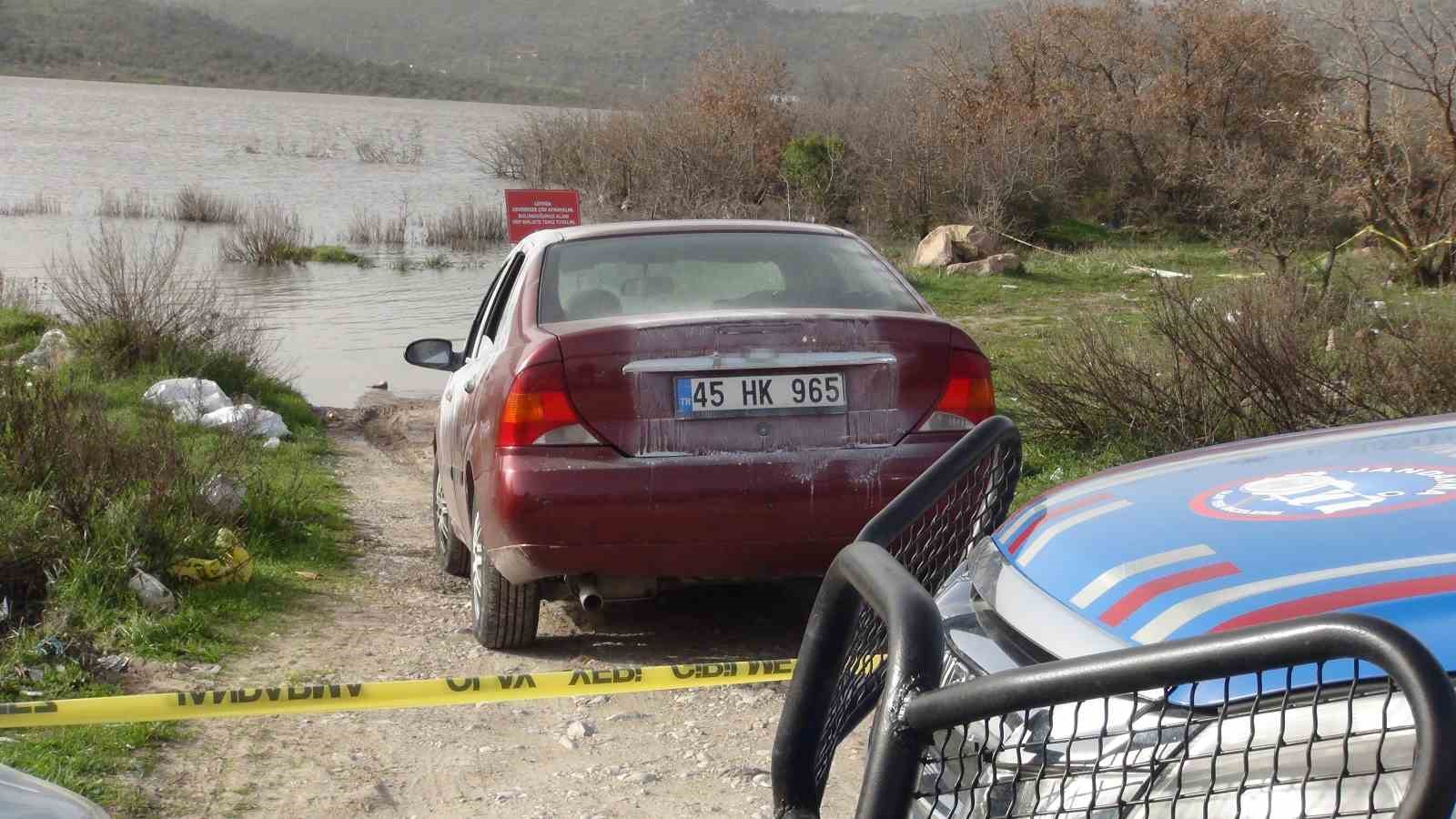 Kayıp genç gölette aranıyor
