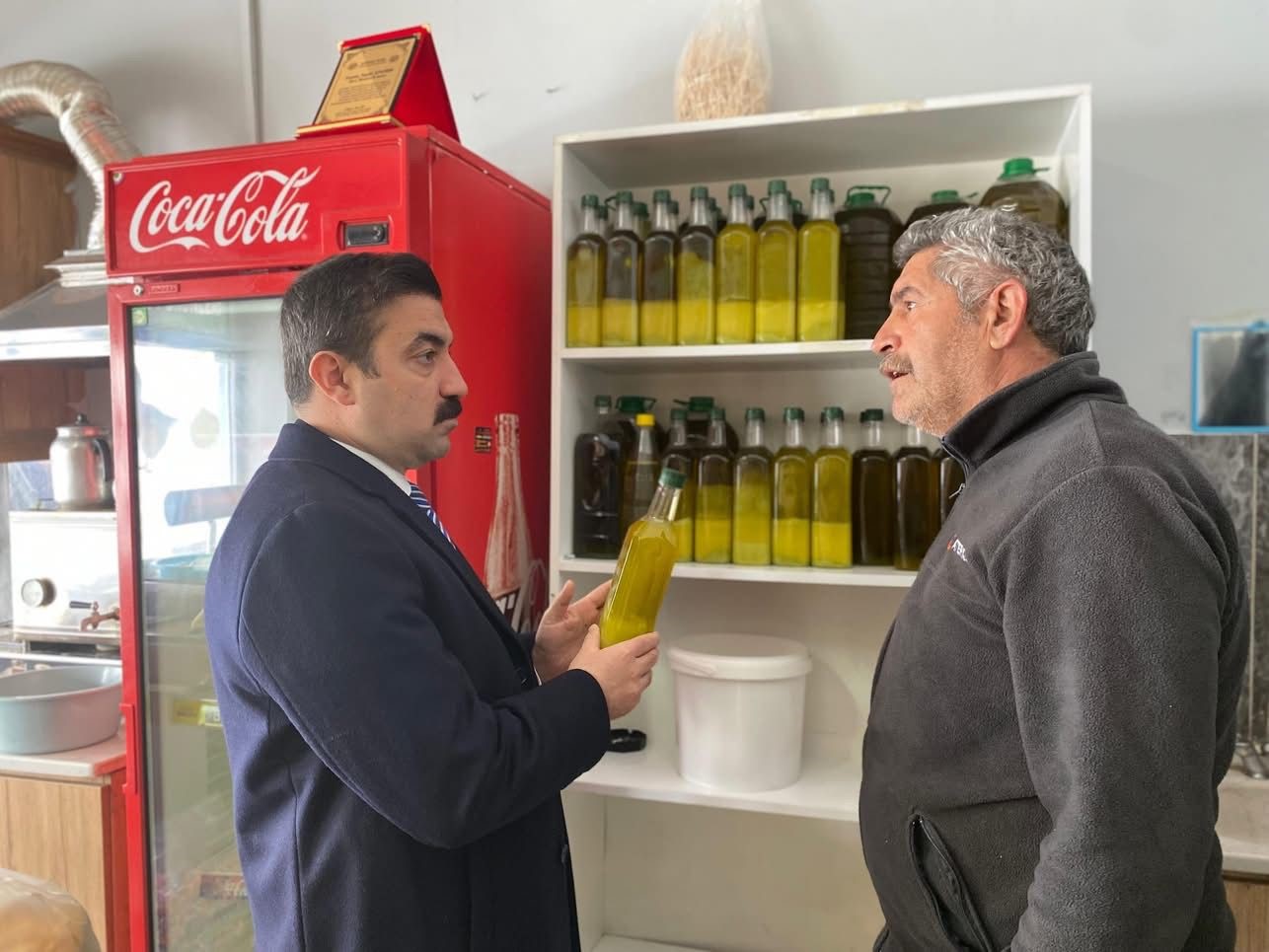 Kaymakam Akköz’den Arpaçay’da esnaf ziyareti
