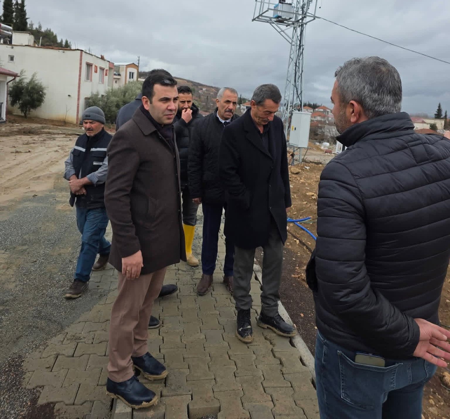 Kaymakam Algın, köylerde incelemelerde bulundu
