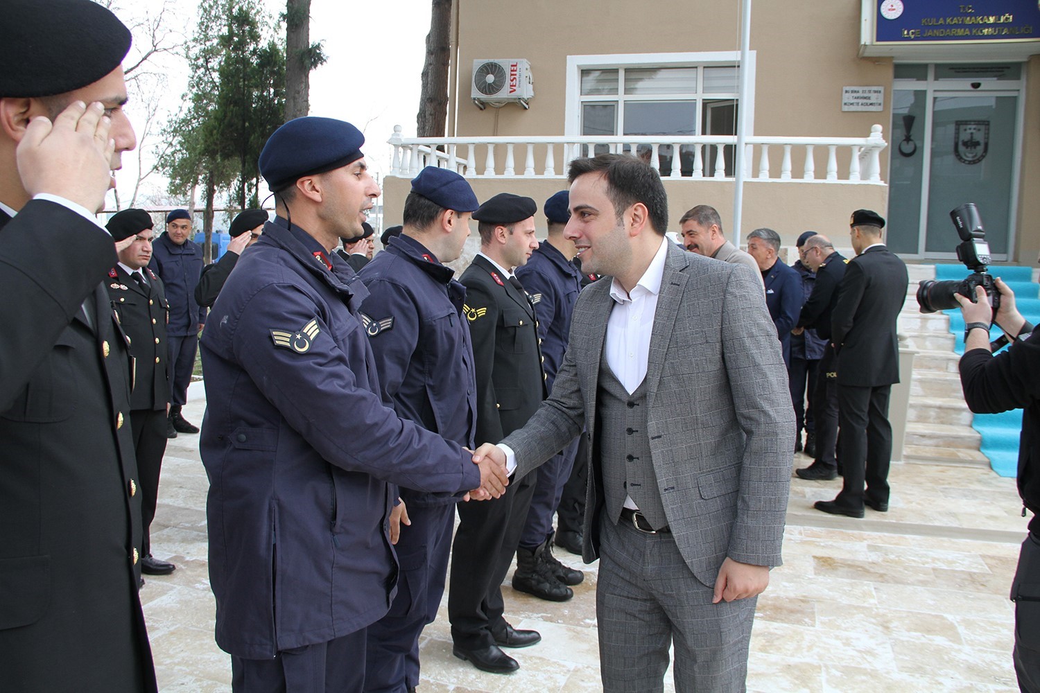 Kaymakam Altuntaş’tan kurumlara bayram ziyareti
