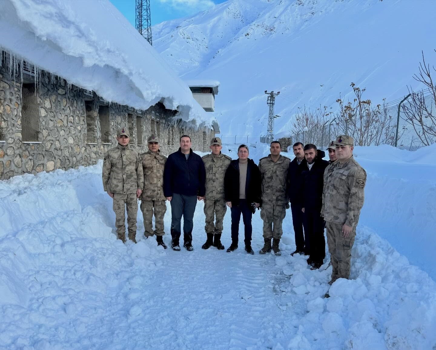 Kaymakam Arıkan’dan Başbağlar Karakolu’na ziyaret
