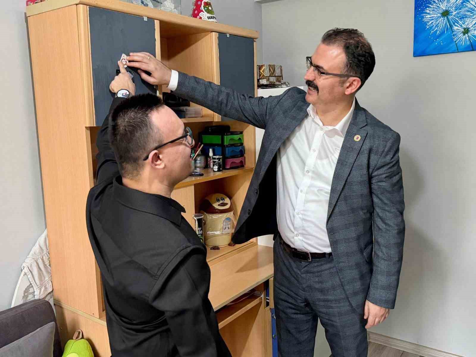 Kaymakam Ateş, öğrencilerin evine konuk oldu
