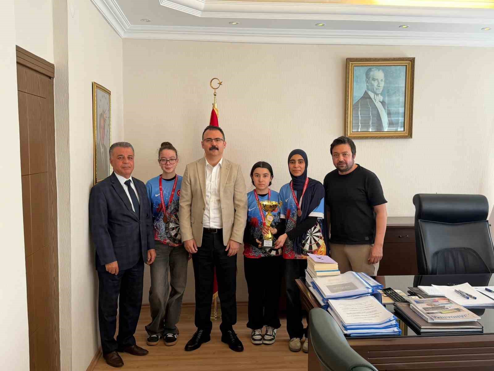 Kaymakam Ateş, Türkiye şampiyonası öncesi sporcuları ağırladı
