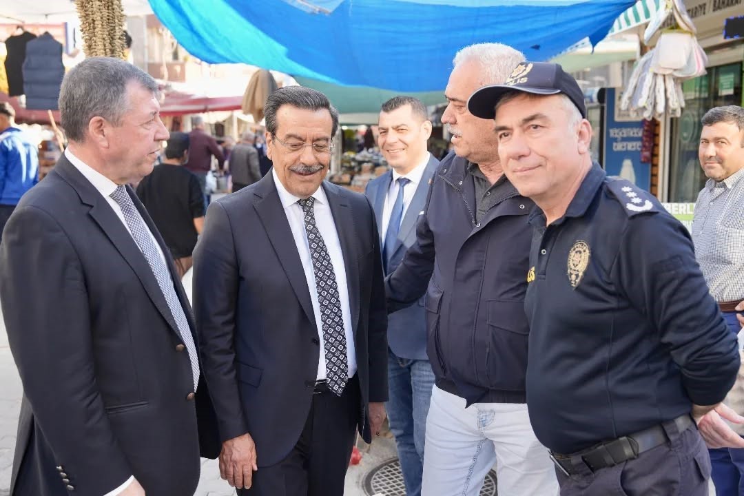 Kaymakam Atilla, pazar esnafını ziyaret etti
