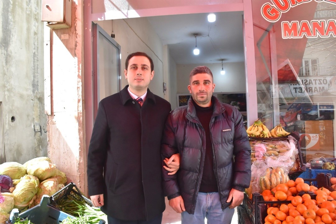 Kaymakam Başar, bayram öncesi çarşı esnafı ile bir araya geldi
