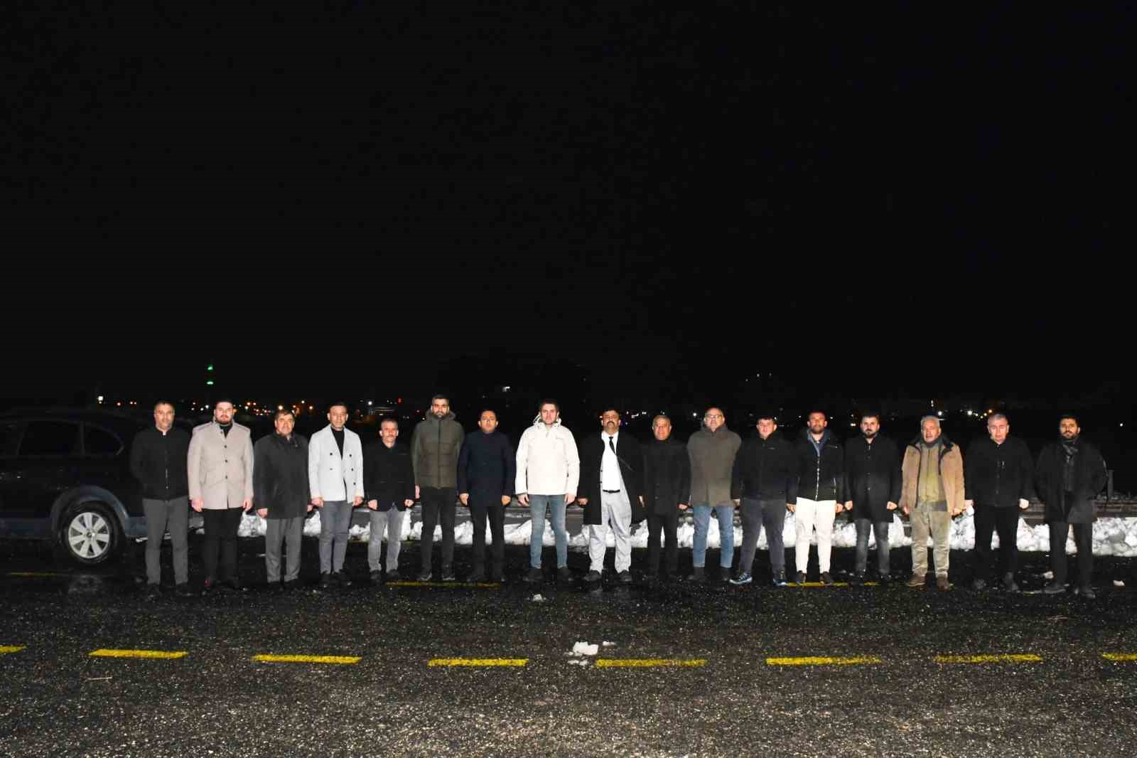 Kaymakam Çakır, karla mücadele çalışmalarını yerinde inceledi
