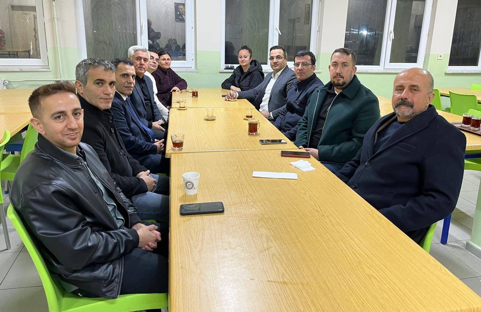 Kaymakam Dalak öğrencilerle aynı sofrada iftar açtı
