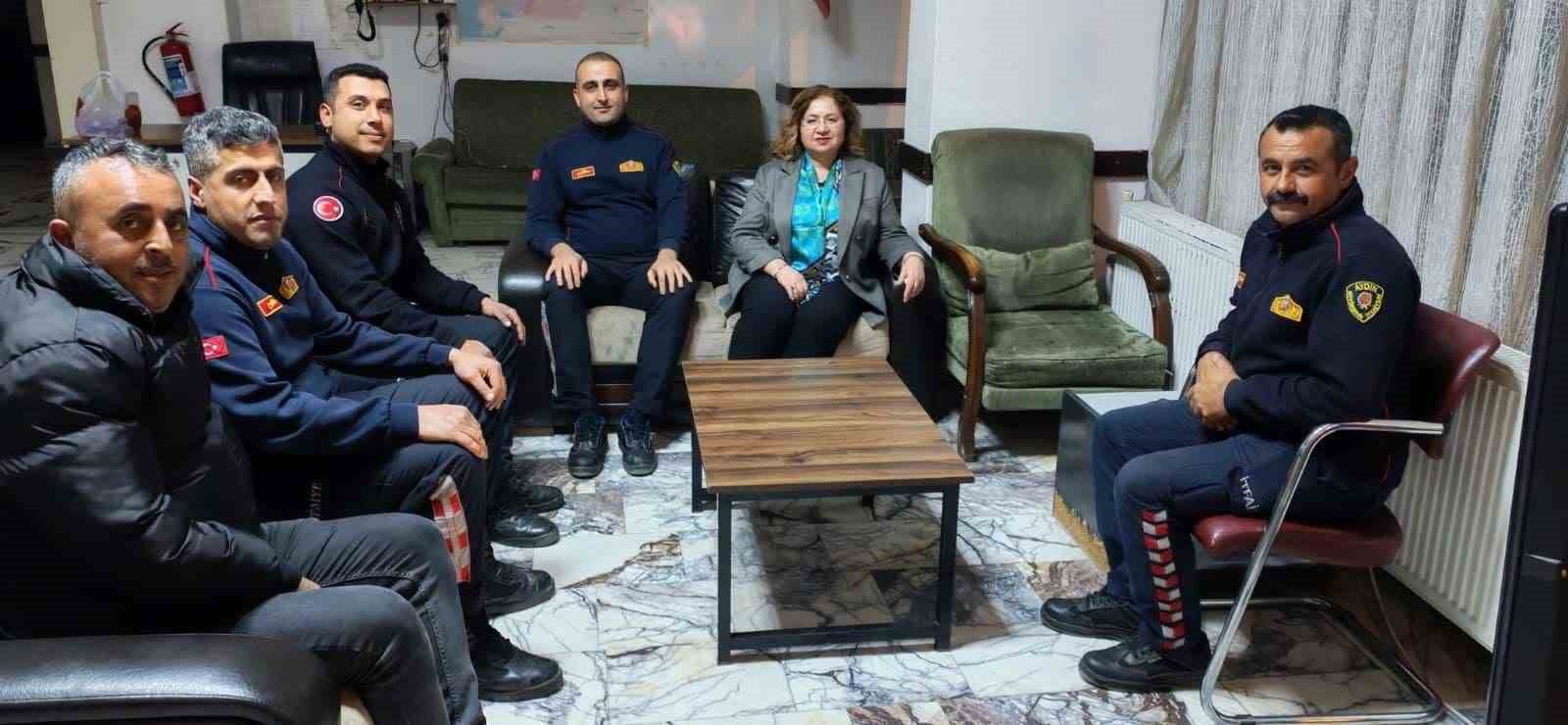 Kaymakam Doğru yeni yıla görevi başında girenleri unutmadı
