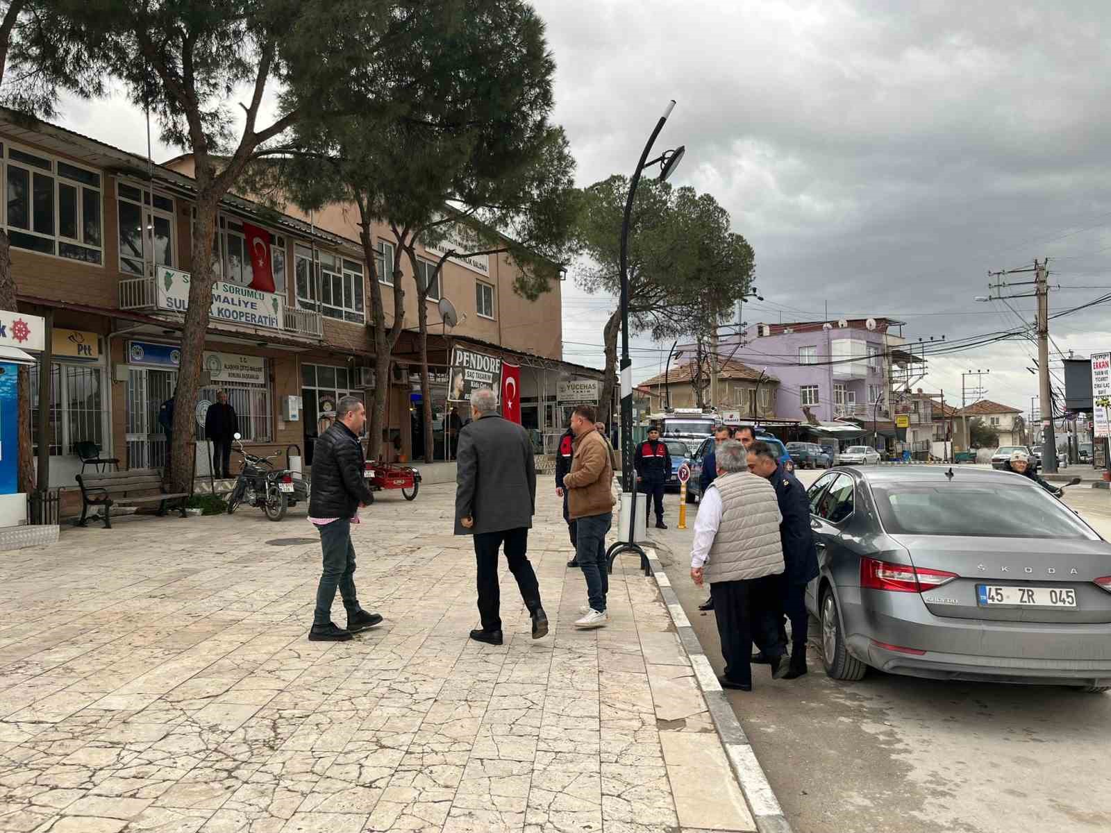 Kaymakam Güngör mahalle halkıyla buluştu
Kaymakam Güngör mahalle halkıyla buluştu