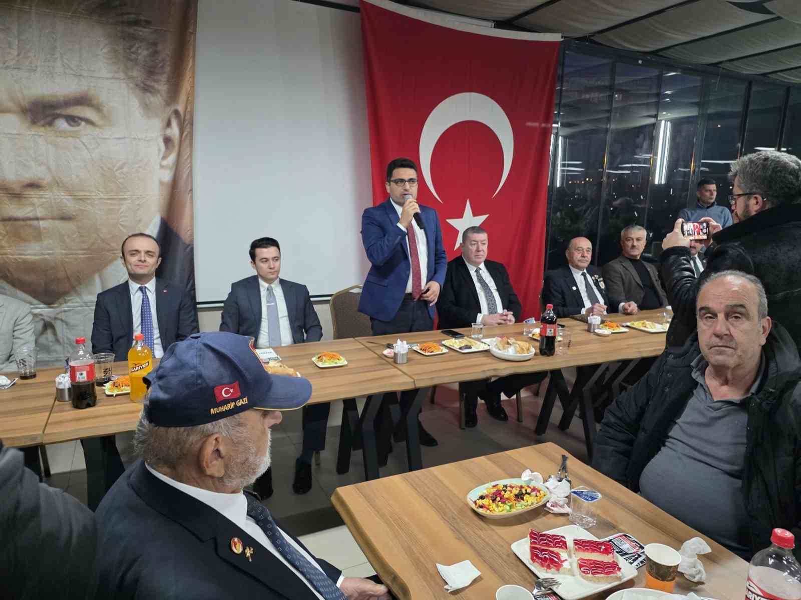 Kaymakam Köksal, Şehit aileleri ile gaziler için iftar yemeği verdi
