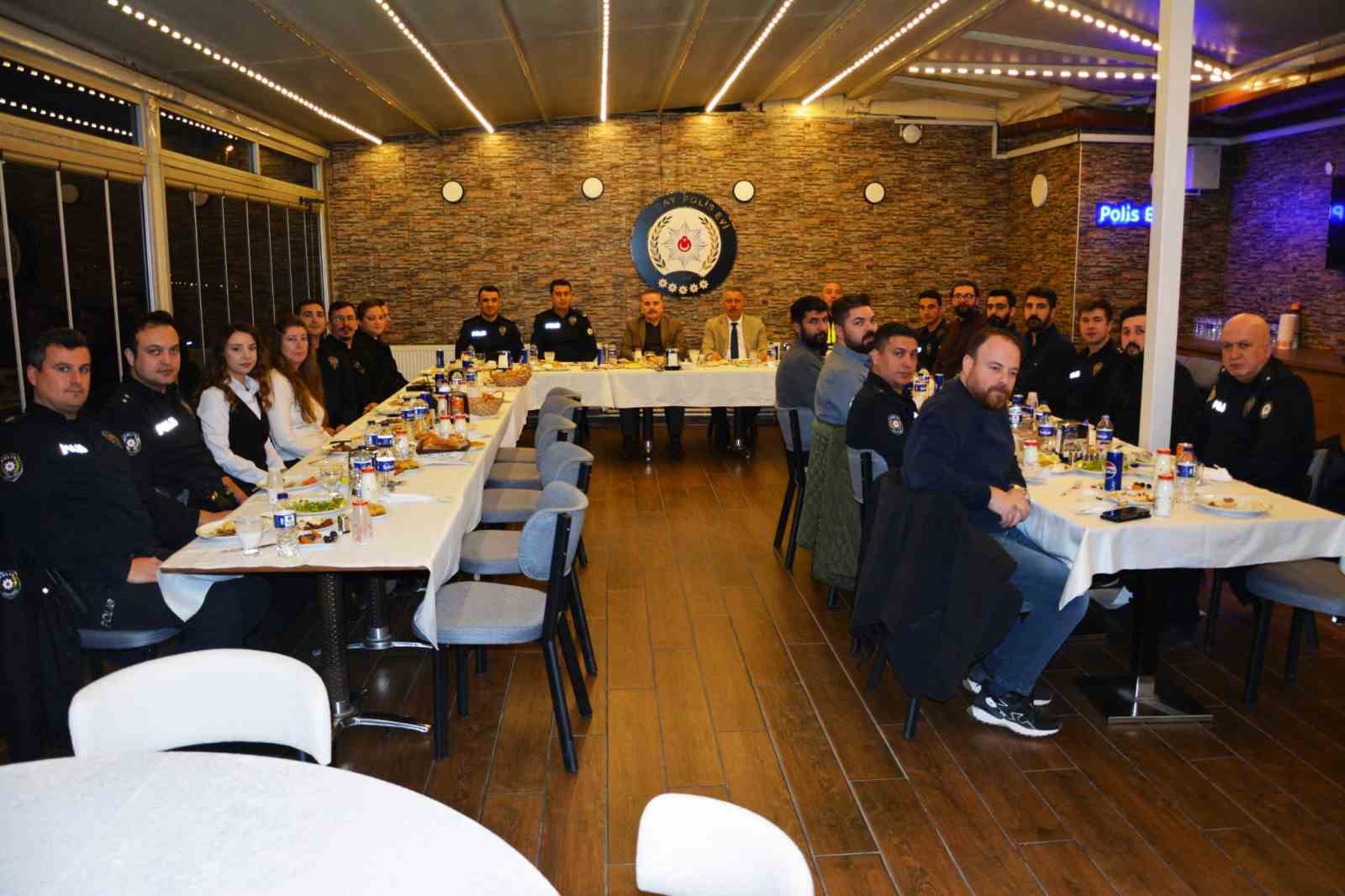Kaymakam Odabaş, emniyet mensuplarıyla iftar sofrasında buluştu
