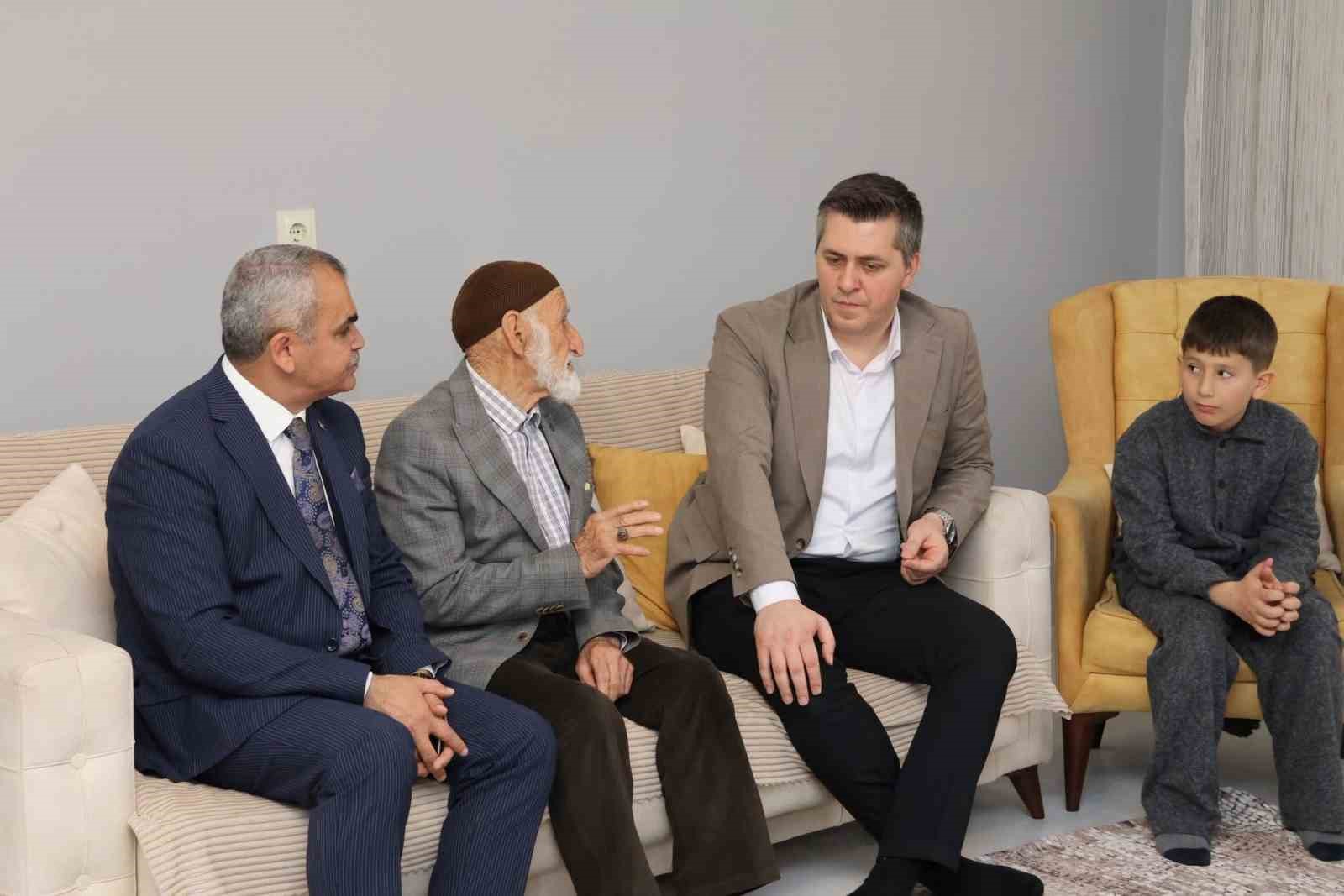 Kaymakam Serin, şehit aileleri ve gazilerin bayramını kutladı
