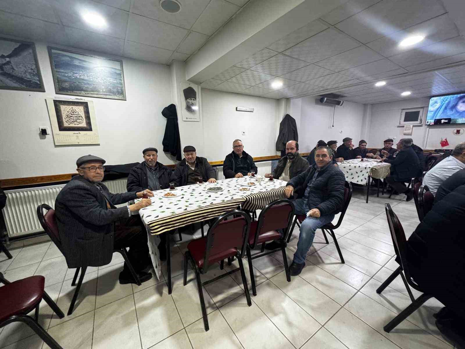 Kaymakamlardan Esnemezliler Derneği’ne ziyaret
