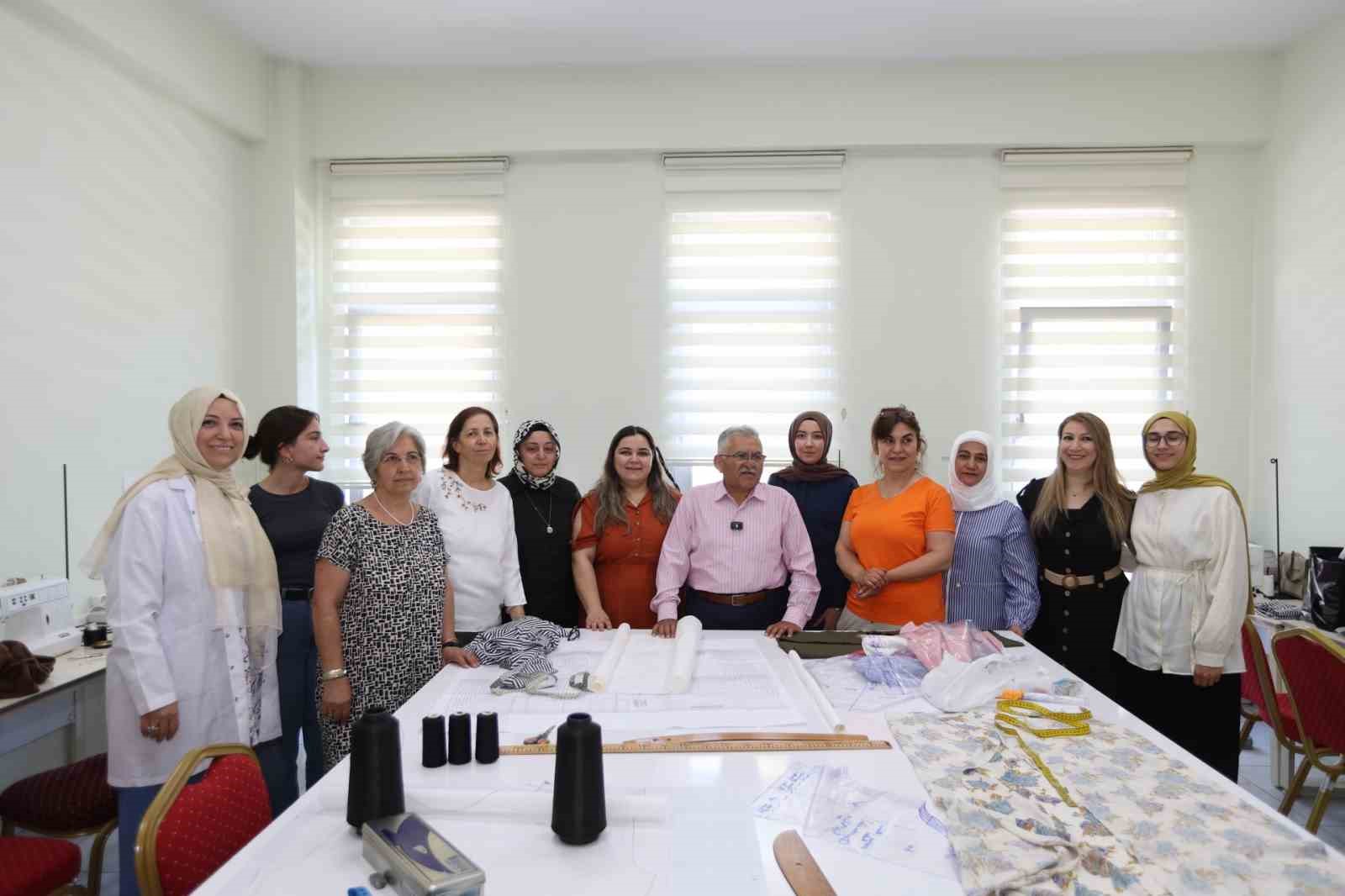 KAYMEK, 335 bin vatandaşa hizmet verdi
KAYMEK, 335 bin vatandaşa hizmet verdi