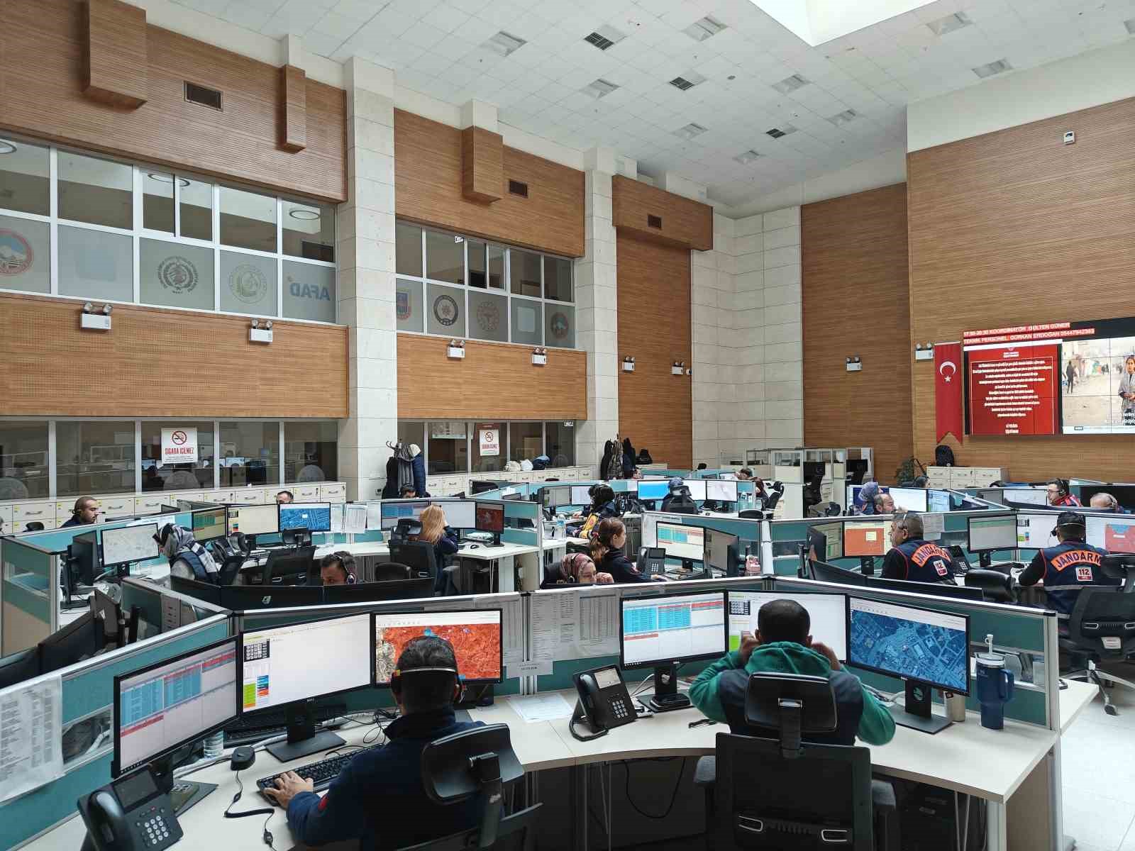 Kayseri 112 Acil Çağrı Merkezi 2025’te 1 milyon 500 bin çağrıyı cevapladı
