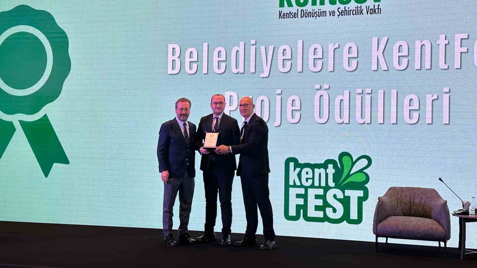 Kayseri Büyükşehir, 2025’i ödüllerle taçlandırdı
