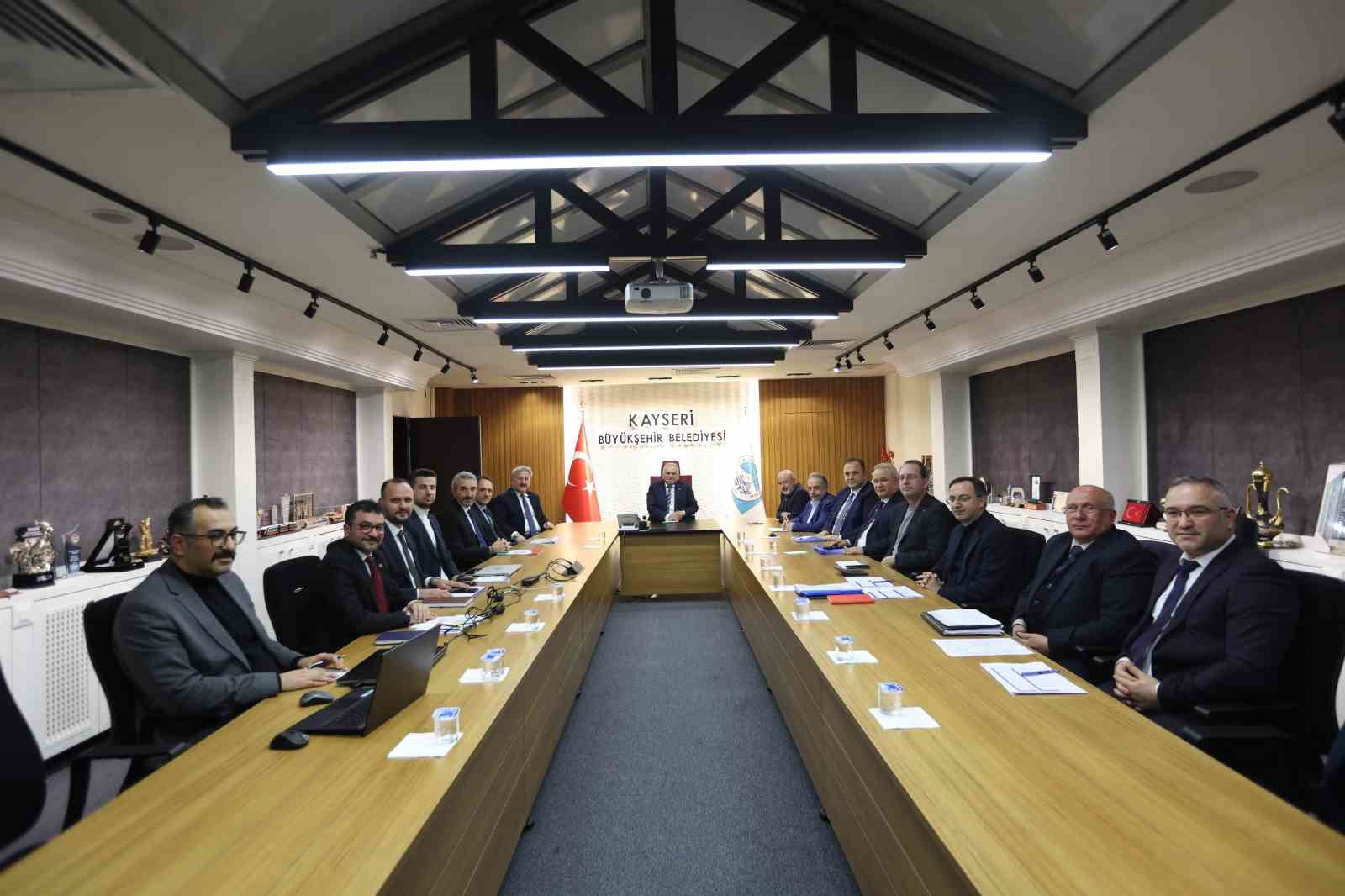 Kayseri Büyükşehir Belediyesi’nden ‘toplu iş sözleşmesi’ açıklaması
Kayseri Büyükşehir Belediyesi’nden ‘toplu iş sözleşmesi’ açıklaması