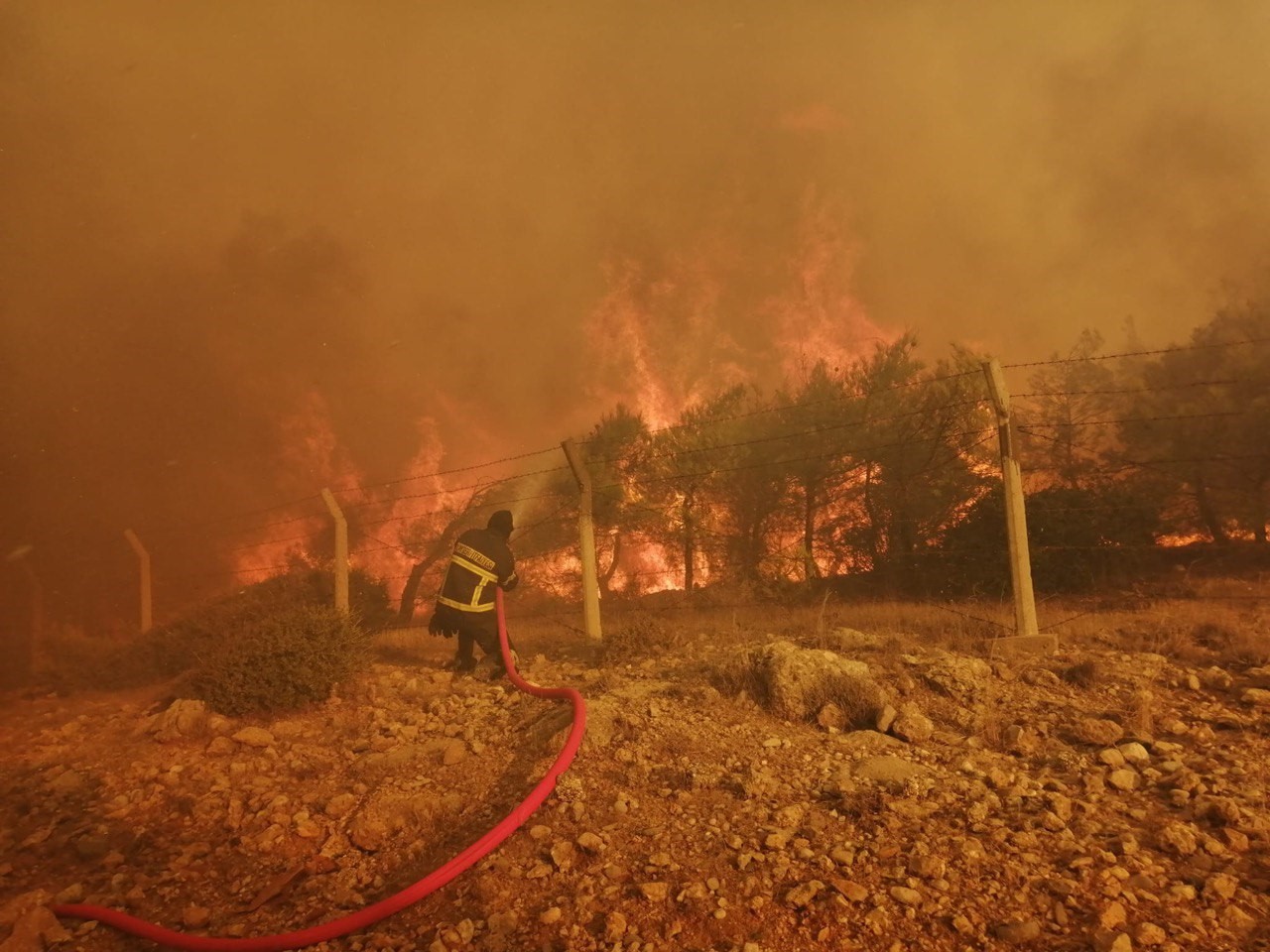 Kayseri İtfaiyesi 2025 yılında 11 bin olaya müdahale etti
Kayseri İtfaiyesi 2025 yılında 11 bin olaya müdahale etti