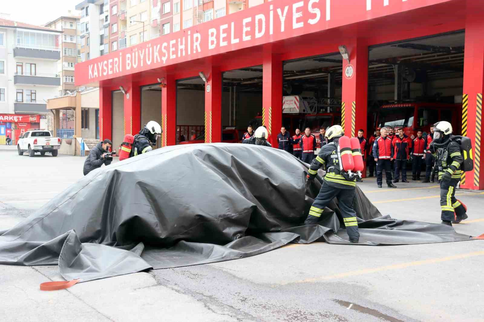 Kayseri itfaiyesi elektrikli araç yangınları için teyakkuzda

