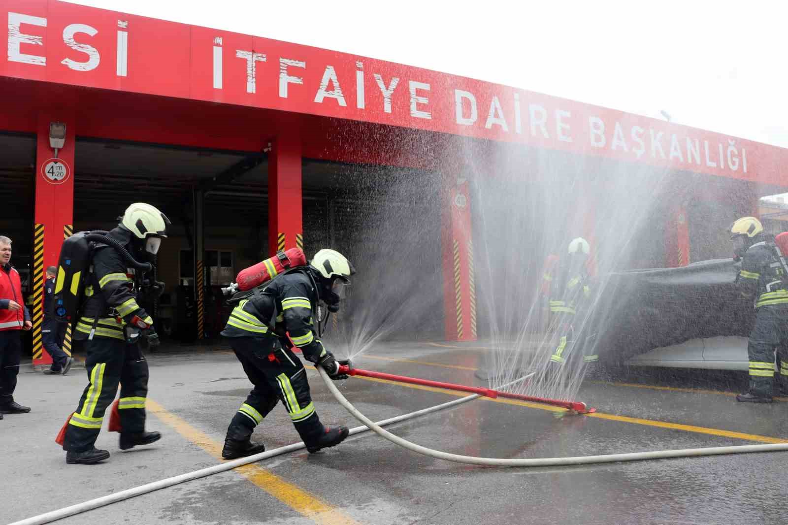 Kayseri itfaiyesi elektrikli araç yangınları için teyakkuzda
