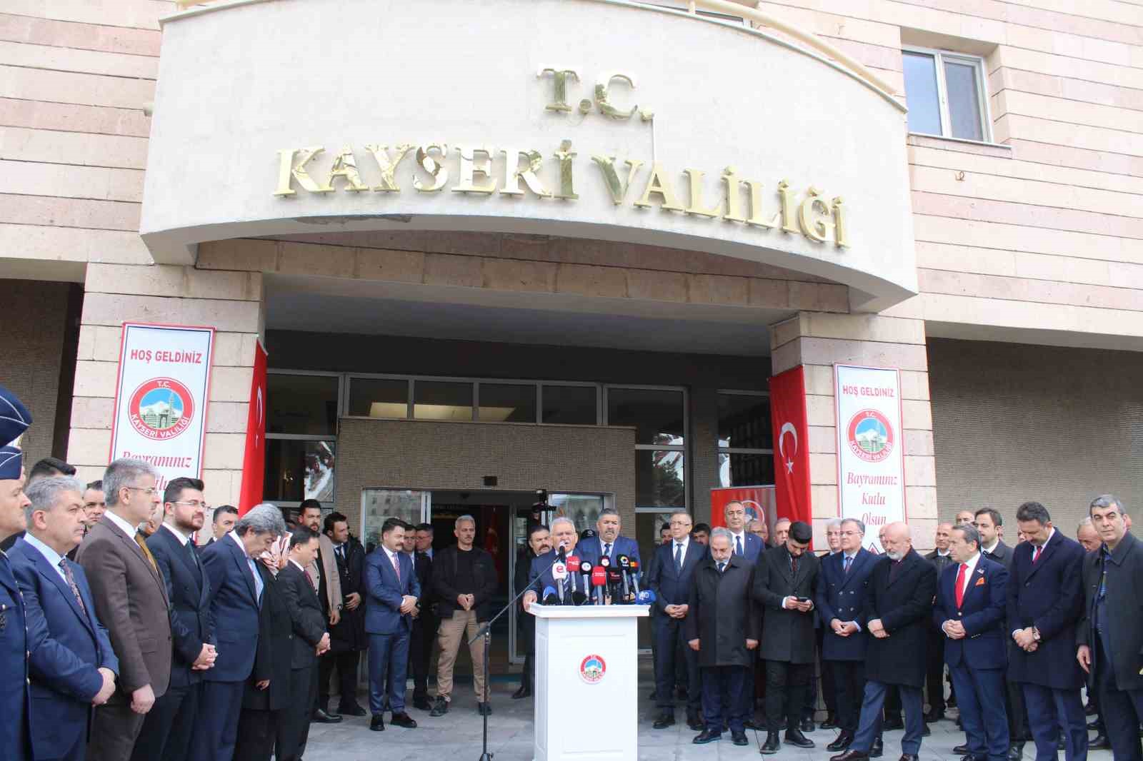 Kayseri protokolü bayramlaştı
