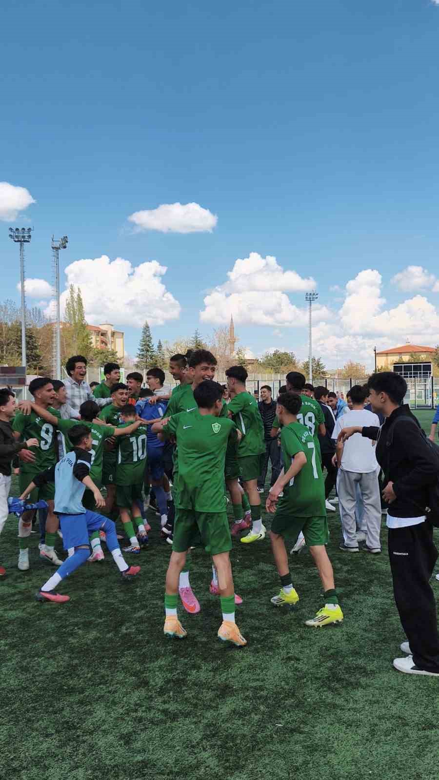 Kayseri U15 Liginde şampiyonlar belli oldu
