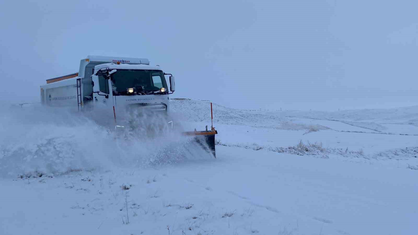 Kayseri’de 149 mahalleye ulaşım kapalı
