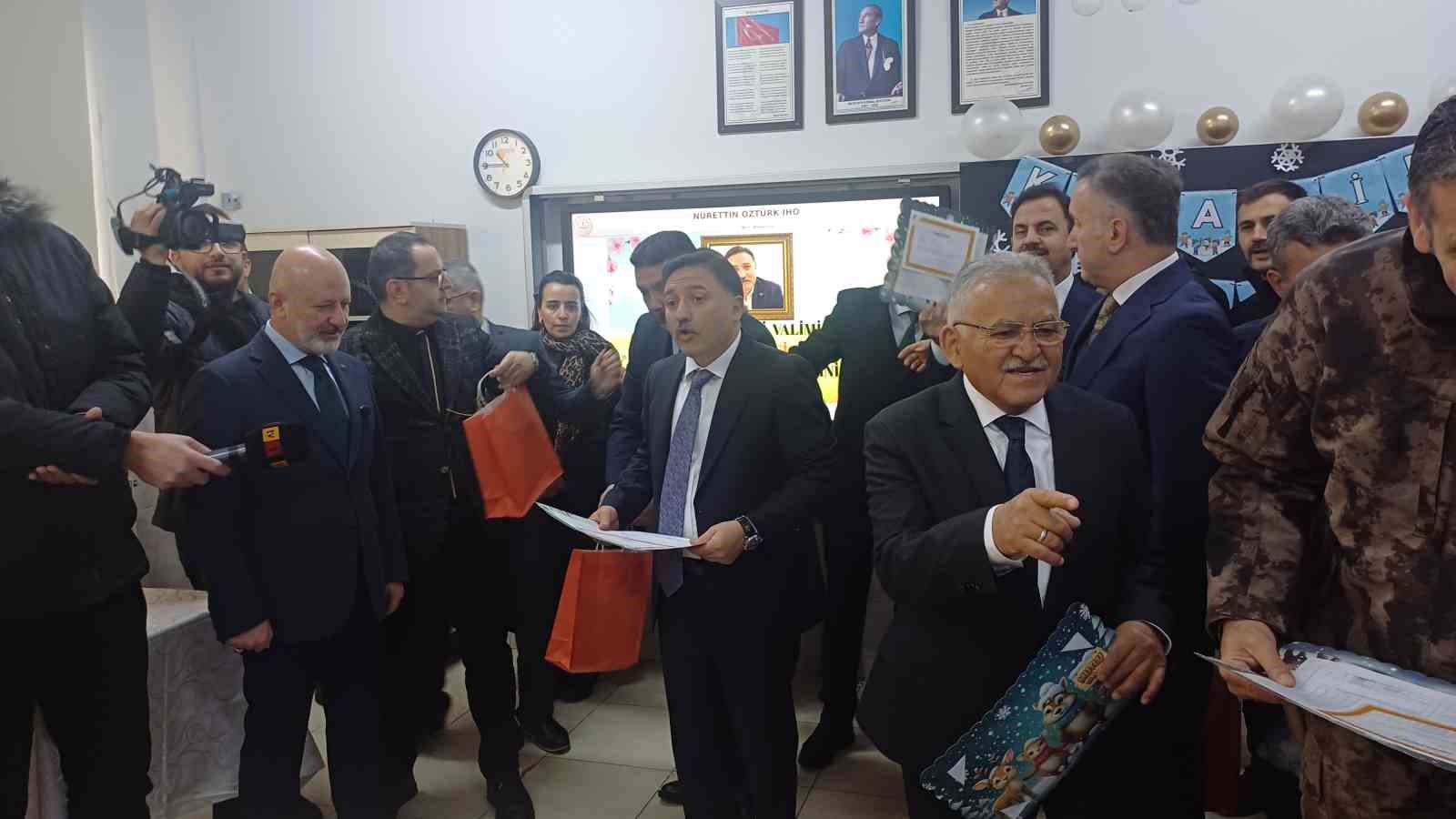 Kayseri’de 322 bin öğrenci karne aldı
