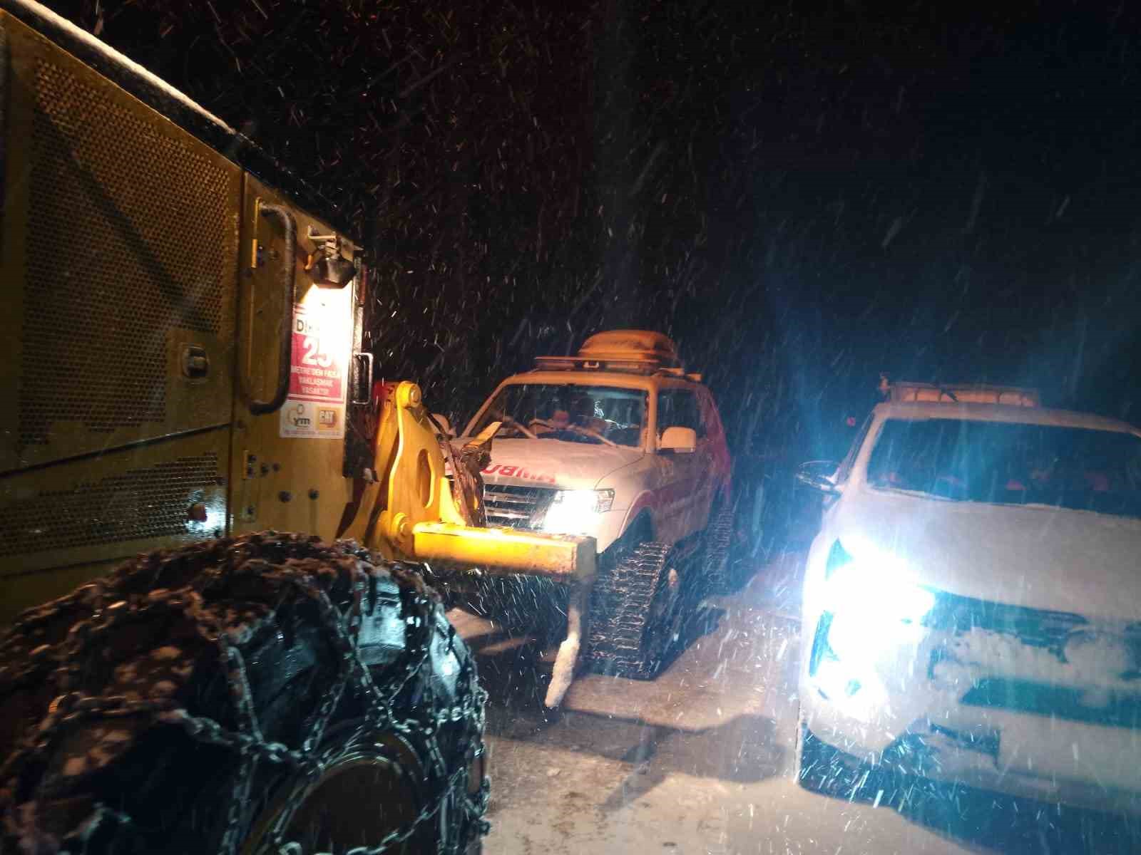 Kayseri’de 333 yol ulaşıma açıldı
Kayseri’de 333 yol ulaşıma açıldı