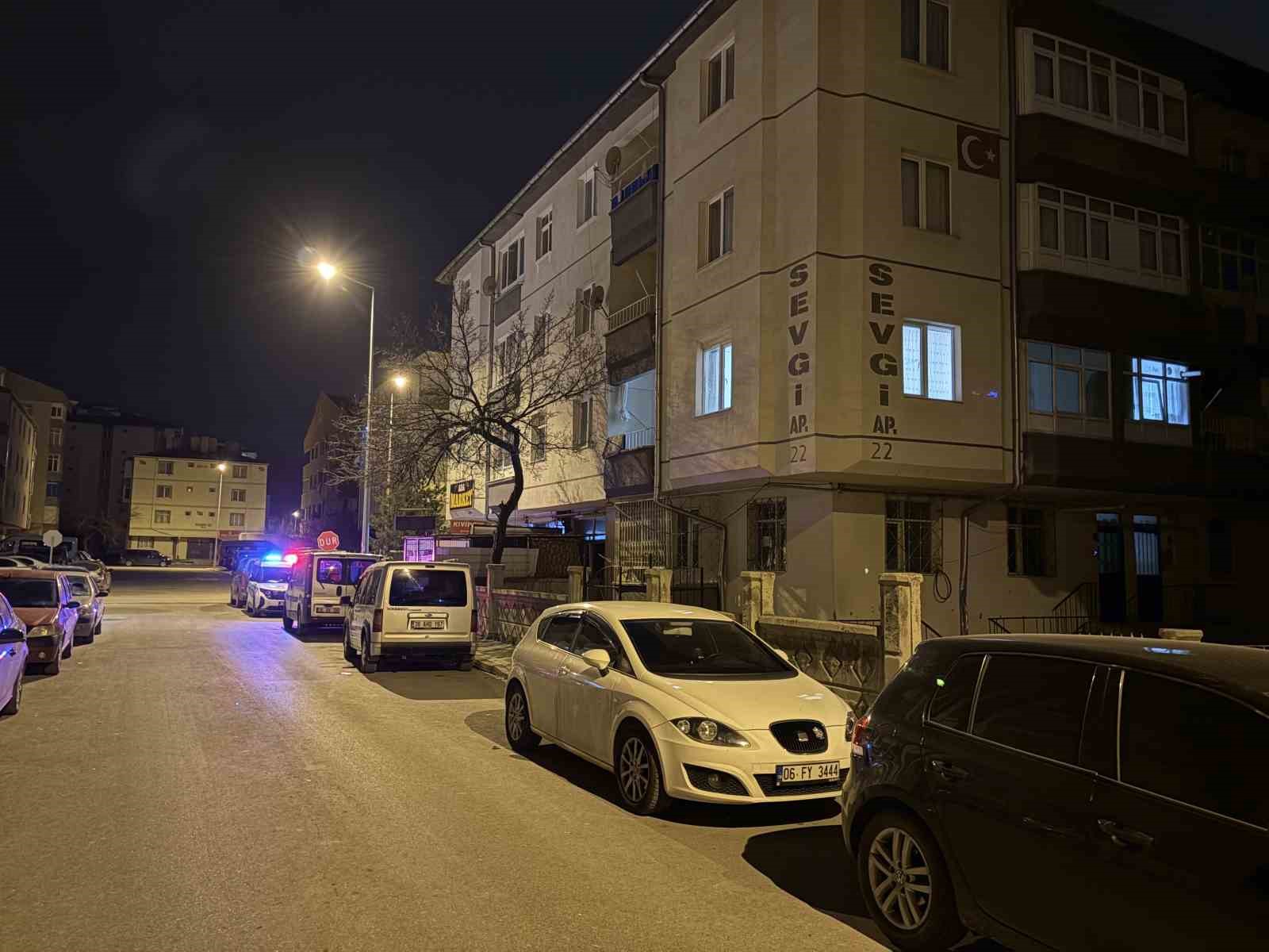 Kayseri’de bir şahıs eniştesinin evini kurşunladı
