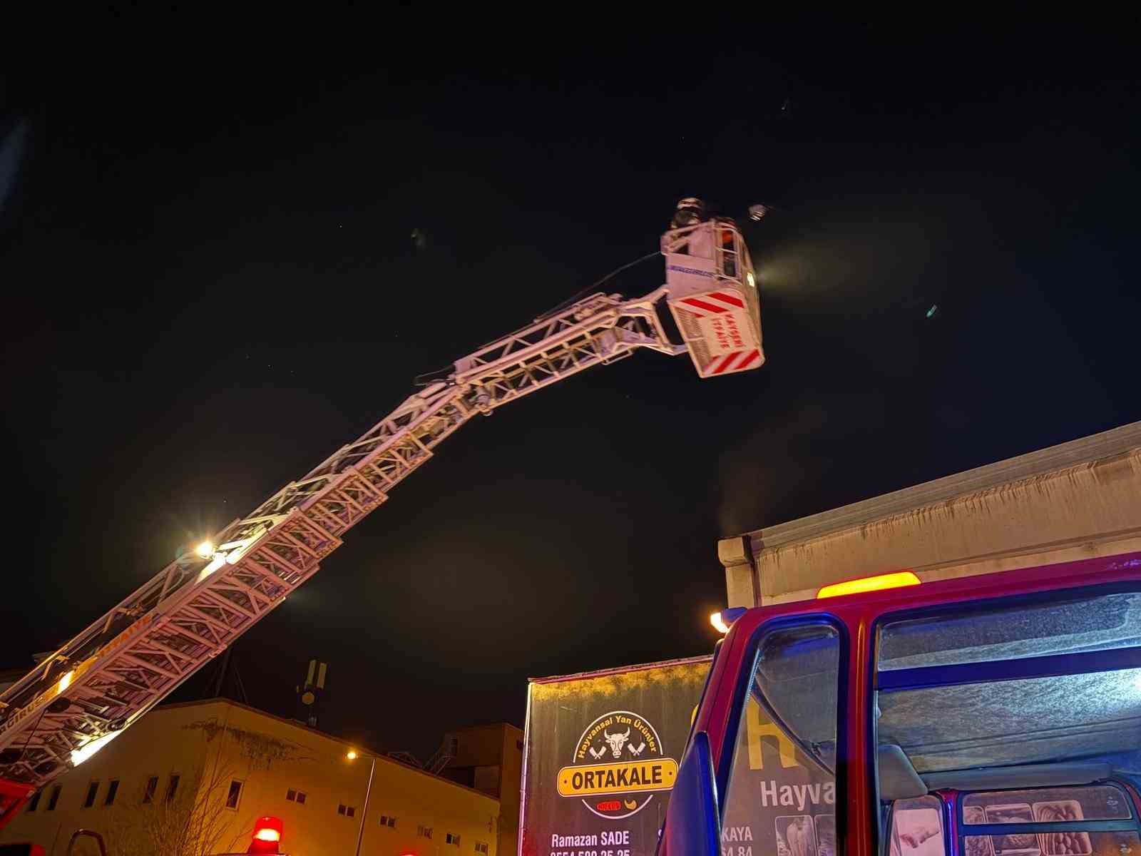 Kayseri’de hayvansal yan ürünler tesisinde yangın
