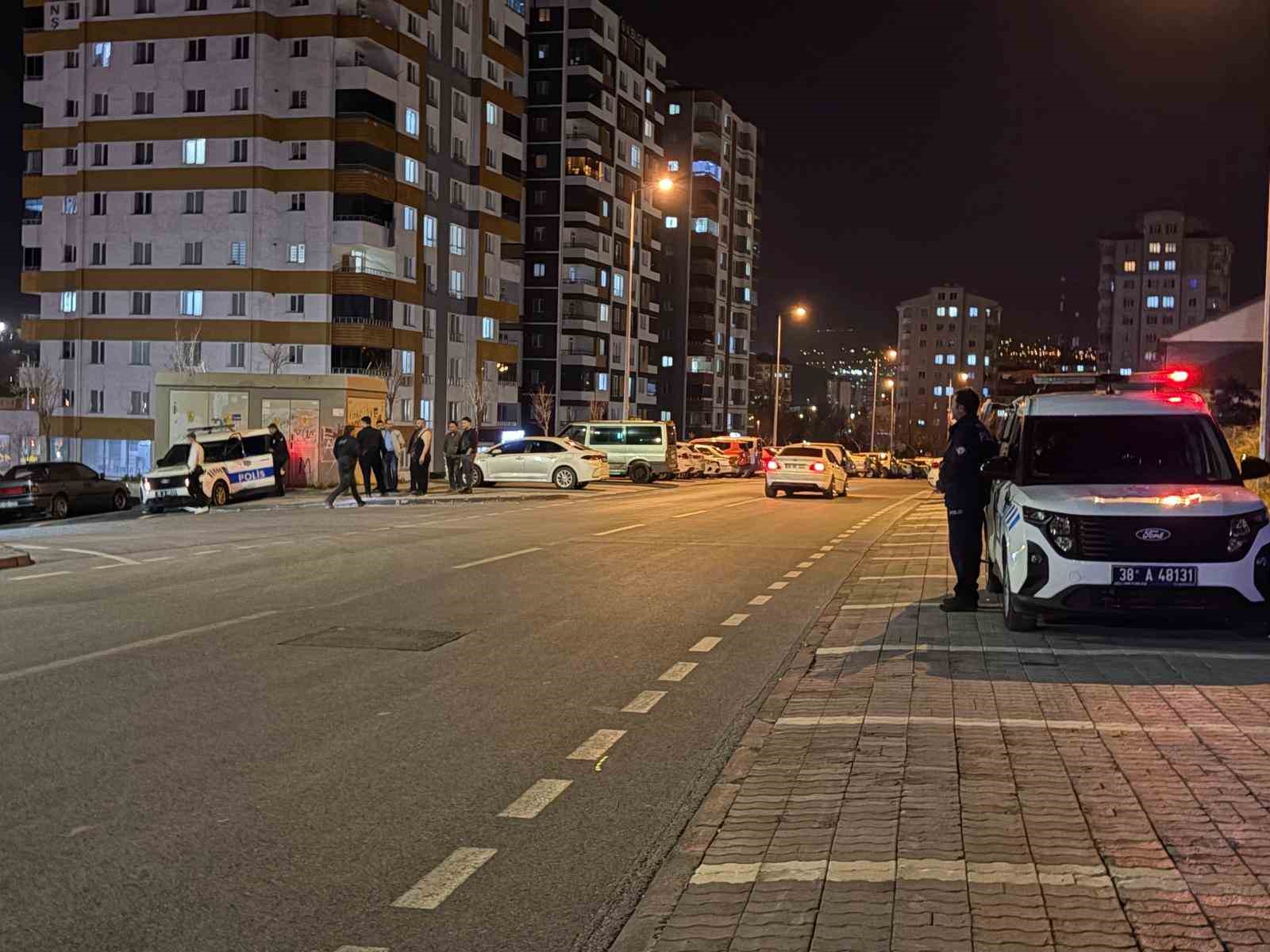 Kayseri’de iki grup arasında bıçaklı kavga: 4 yaralı
