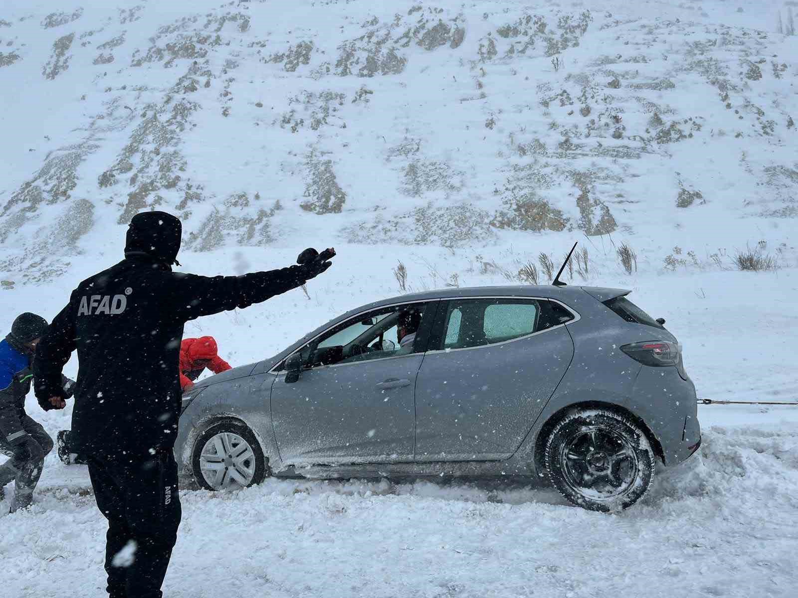 Kayseri’de mahsur kalan 117 kişi kurtarıldı
