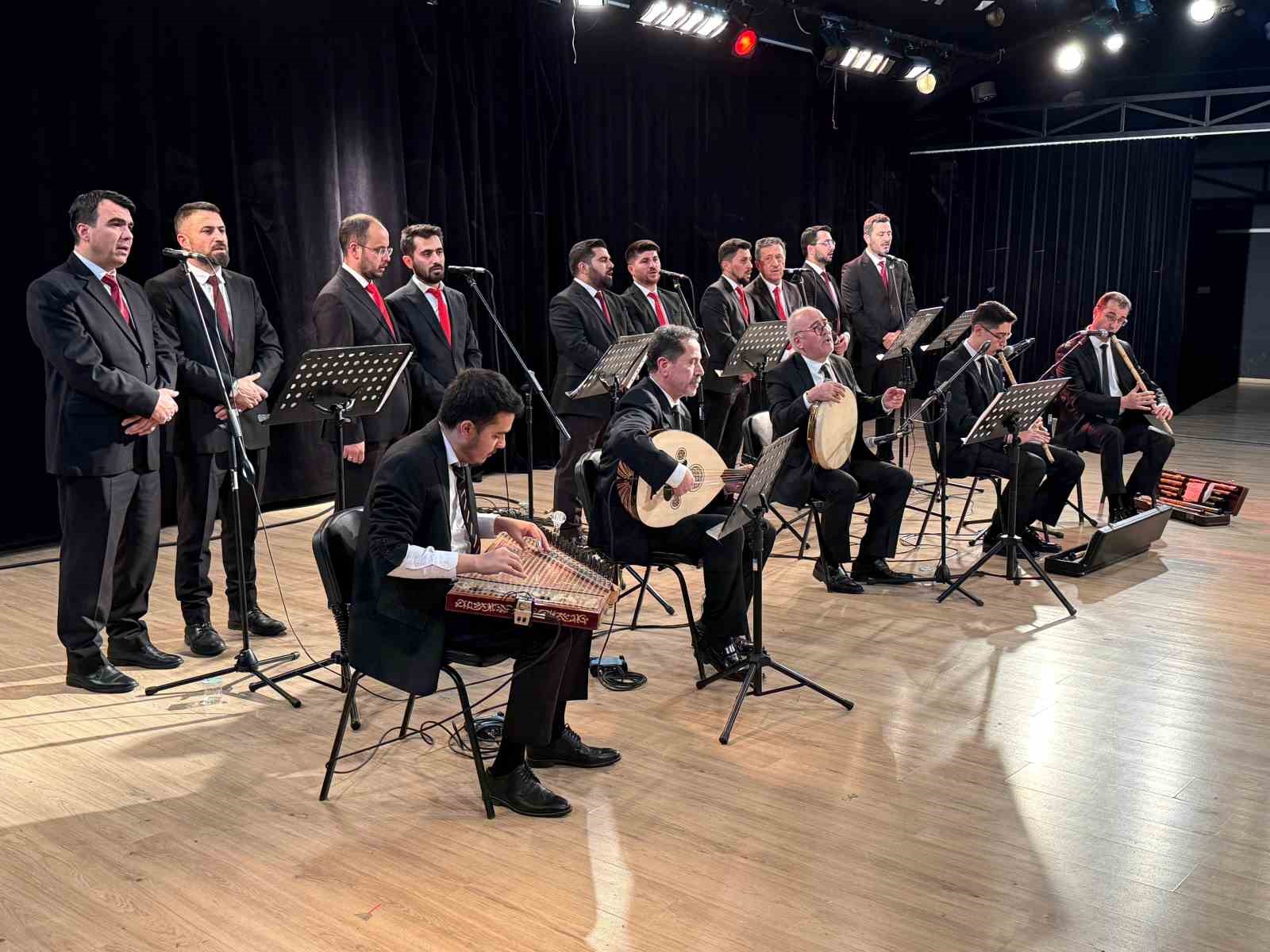 Kayseri’de ’Mekke’nin Fethi ve Affın ve Ailenin İnşaası" programı gerçekleştirildi
Kayseri’de ’Mekke’nin Fethi ve Affın ve Ailenin İnşaası" programı gerçekleştirildi