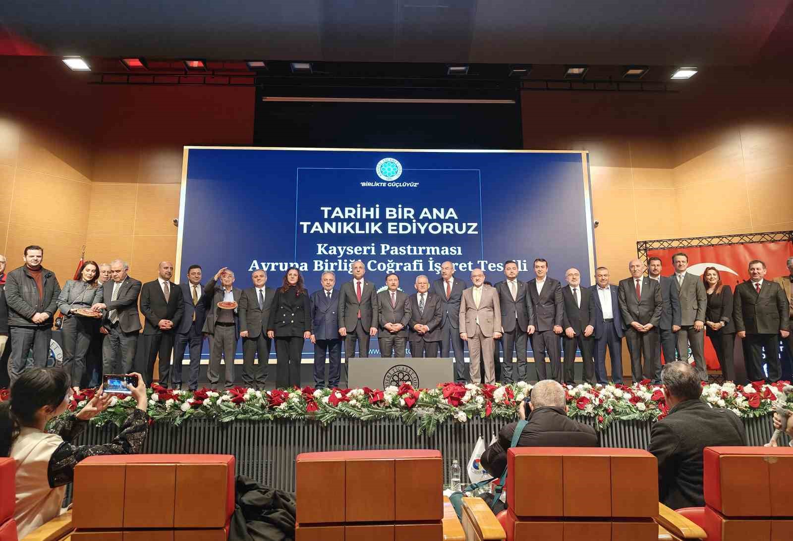 Kayseri’de ’pastırma’ sevinci
Kayseri’de ’pastırma’ sevinci