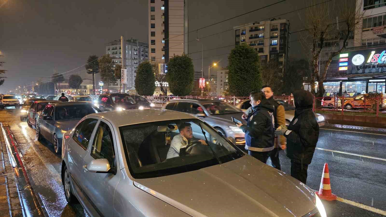 Kayseri’de polis ekipleri denetimleri artırdı
