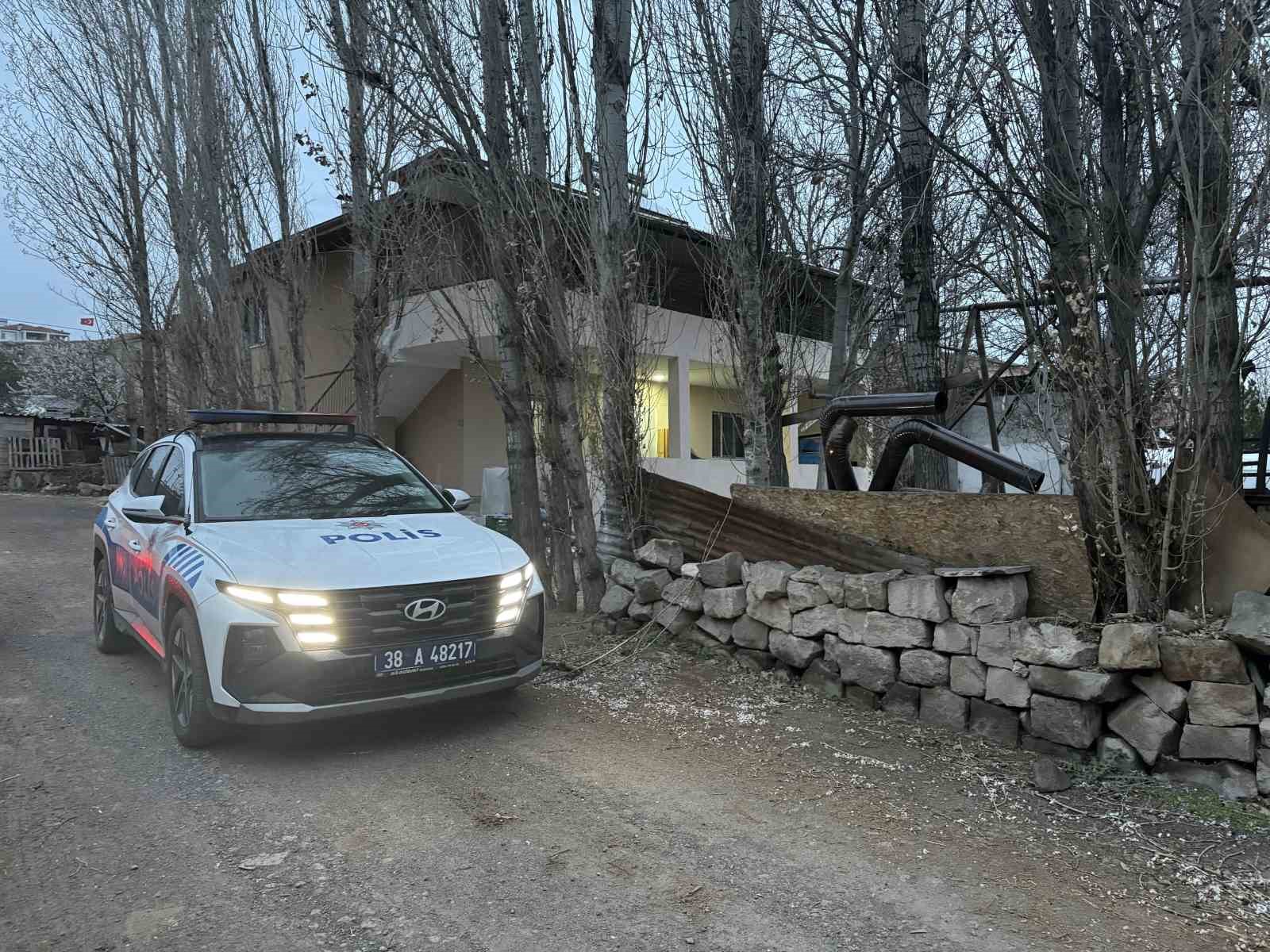 Kayseri’de sobadan zehirlenen 2 kardeş hastaneye kaldırıldı
