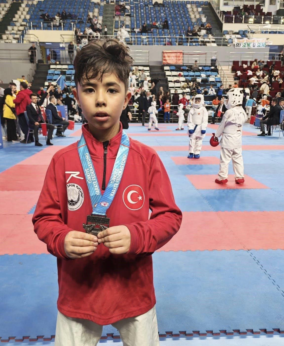 Kayserili karateciler Sakarya’dan madalyalar ile döndü
