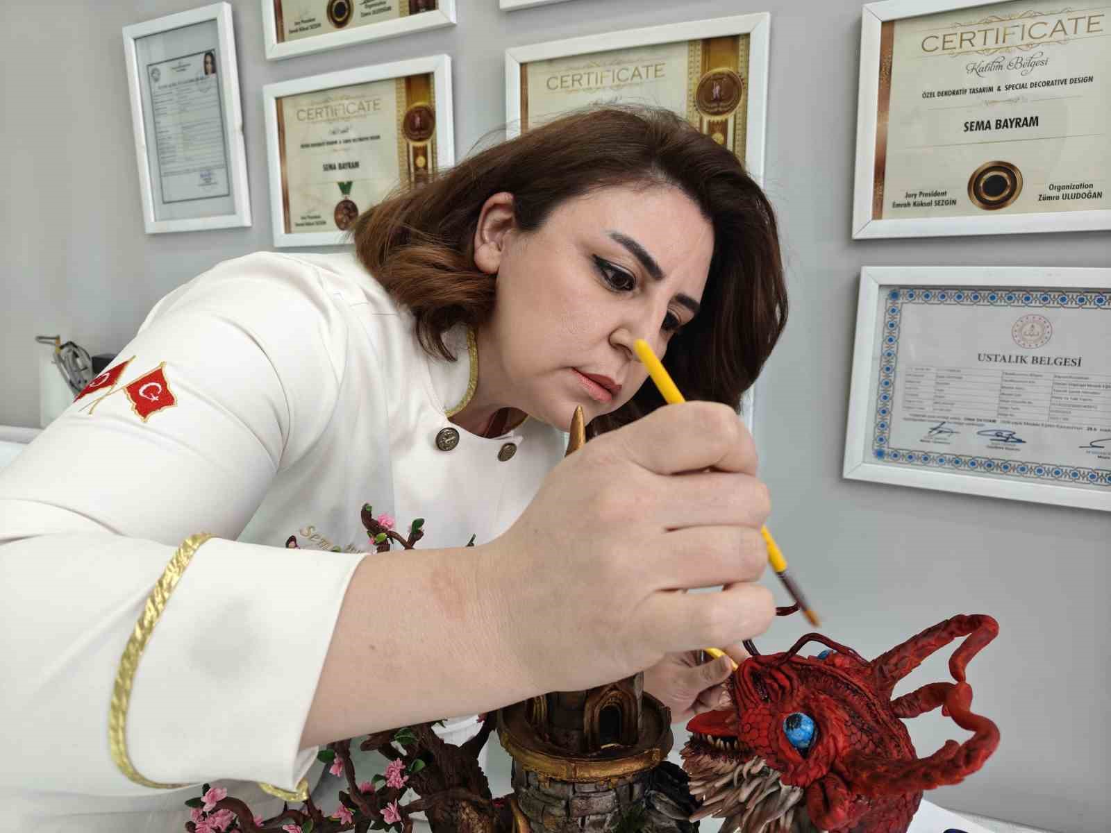 Kayserili pasta şefi Yunanistan’da Türk bayrağını dalgalandırdı
