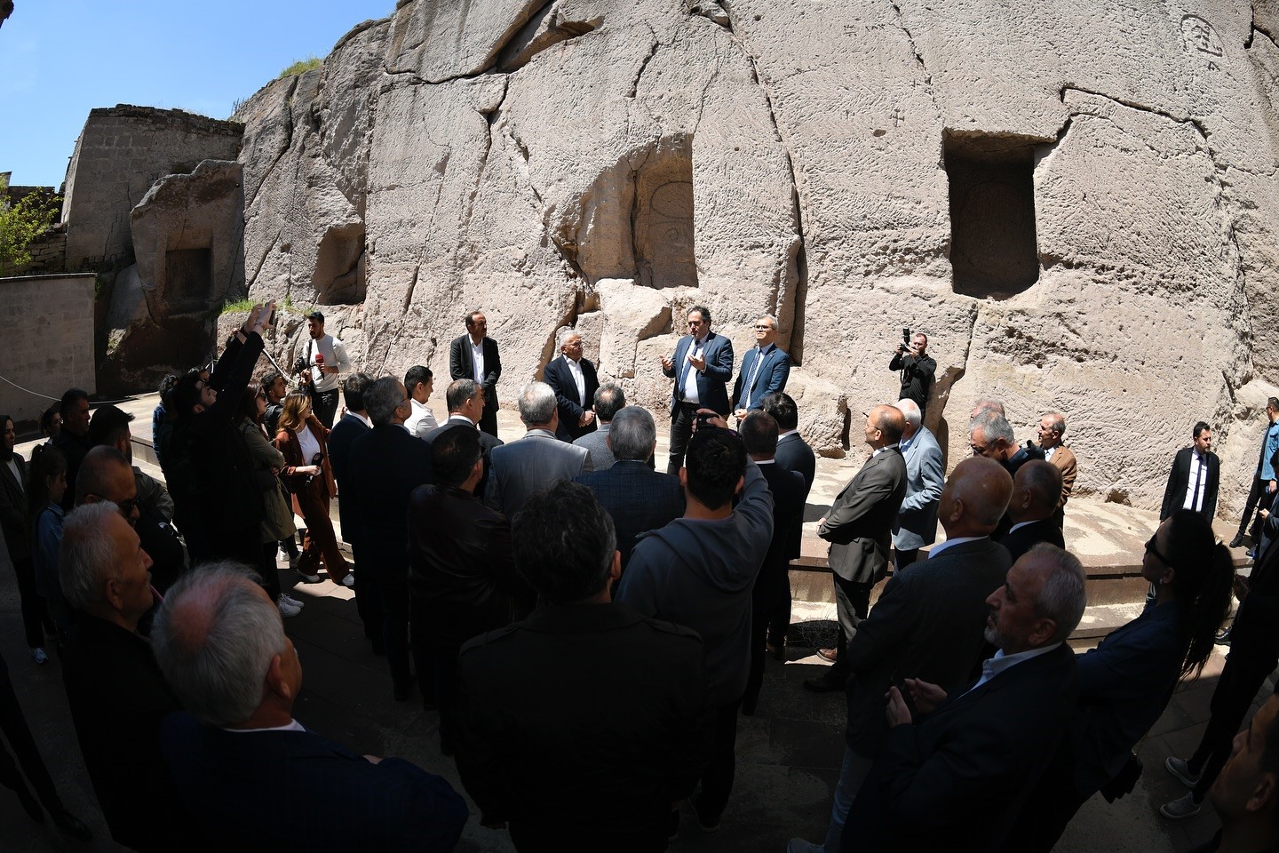 Kayseri’nin tarihi ve kültürel mirasına sahip çıkan hamleler
Kayseri’nin tarihi ve kültürel mirasına sahip çıkan hamleler