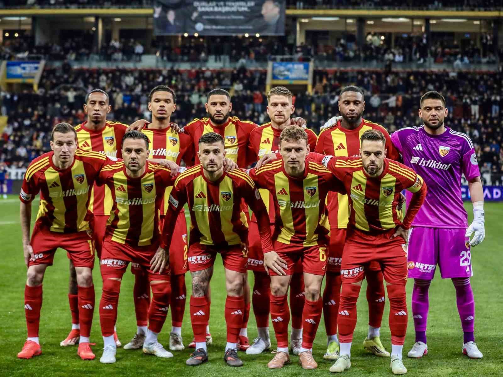 Kayserispor 4 büyüklere diş geçiremedi
