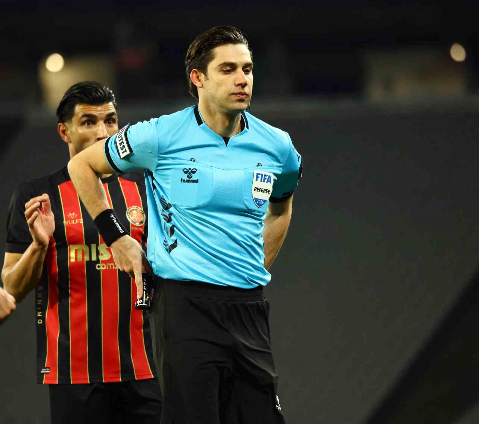 Kayserispor - Eyüpspor maçını Mehmet Türkmen yönetecek
