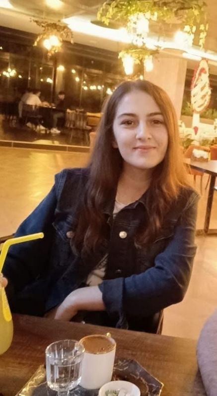 Kazada hayatını kaybeden baba ve gelin Düziçi’nde son yolculuğuna uğurlandı
