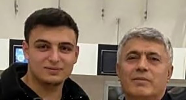Kazada hayatını kaybeden baba ve oğlu son yolculuklarına uğurlandı
